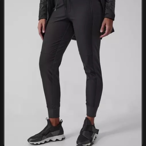 ATHLETA Headland Hybrid Trek Jogger—Size 2 - Picture 1 of 10